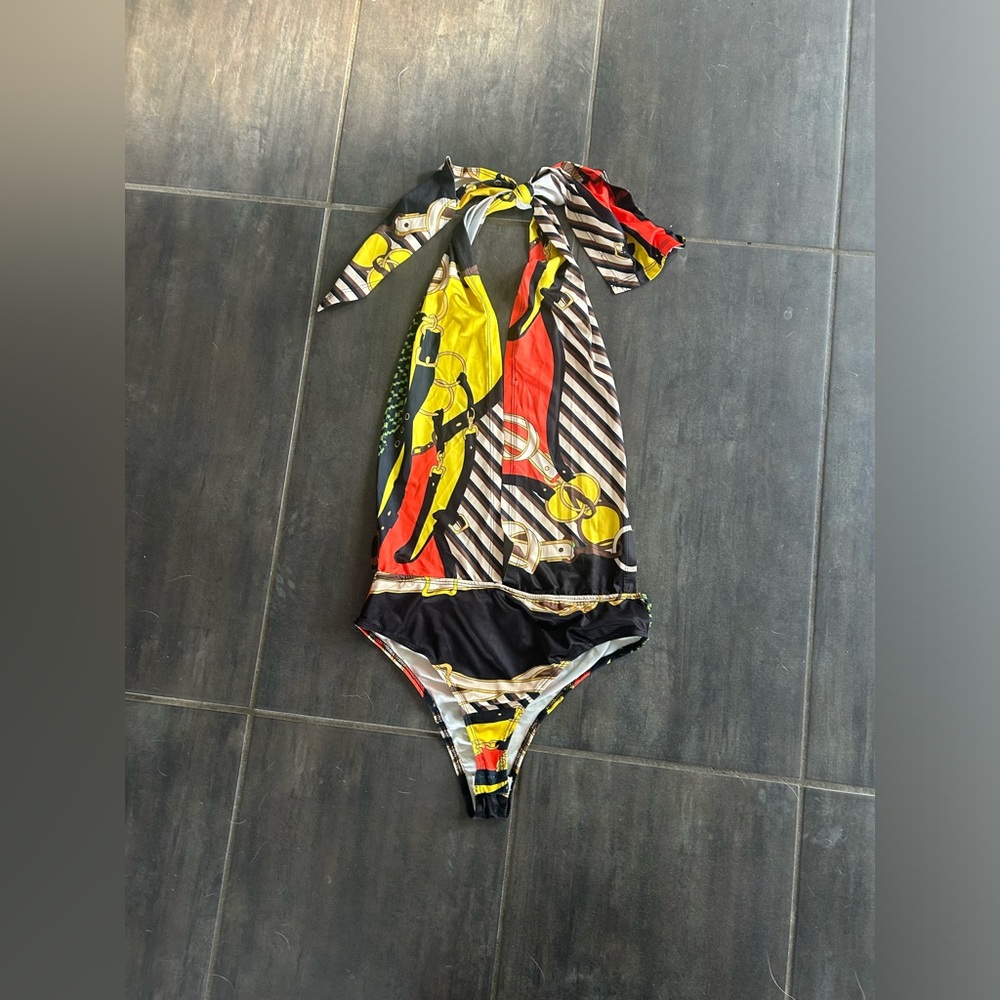 Swimsuit + Cover Robe Multicolor chains - Picture 3 of 4